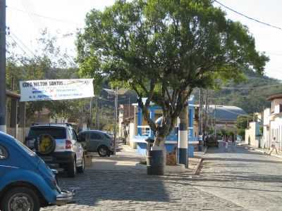 CENTRO DA CIDADE, POR ANTONIO VITORINO DE SOUZA - ANTA - RJ